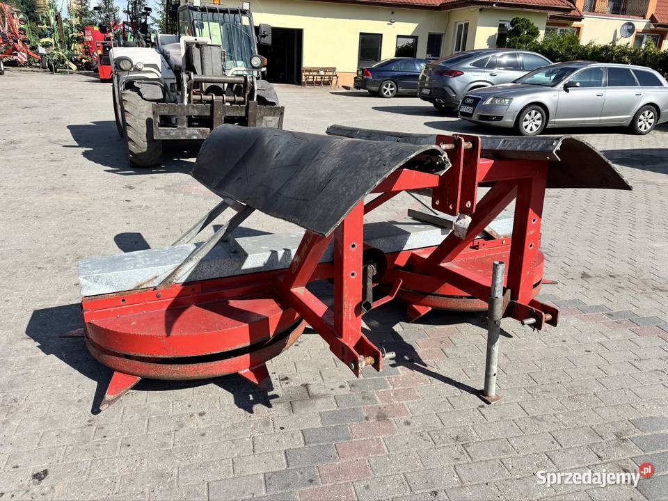 Równiarka rozbijak do pryzm Vliebo 2 wirnikowy Maszyny rolnicze Myszyniec