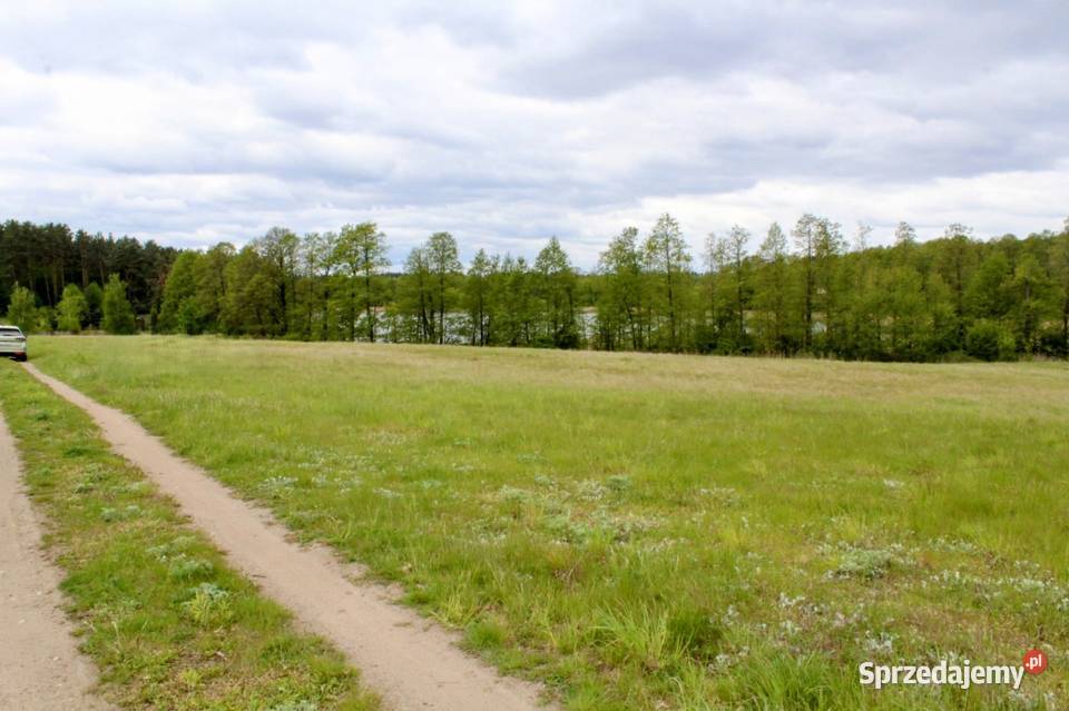Działka z linią brzegową jeziora Wygryny w