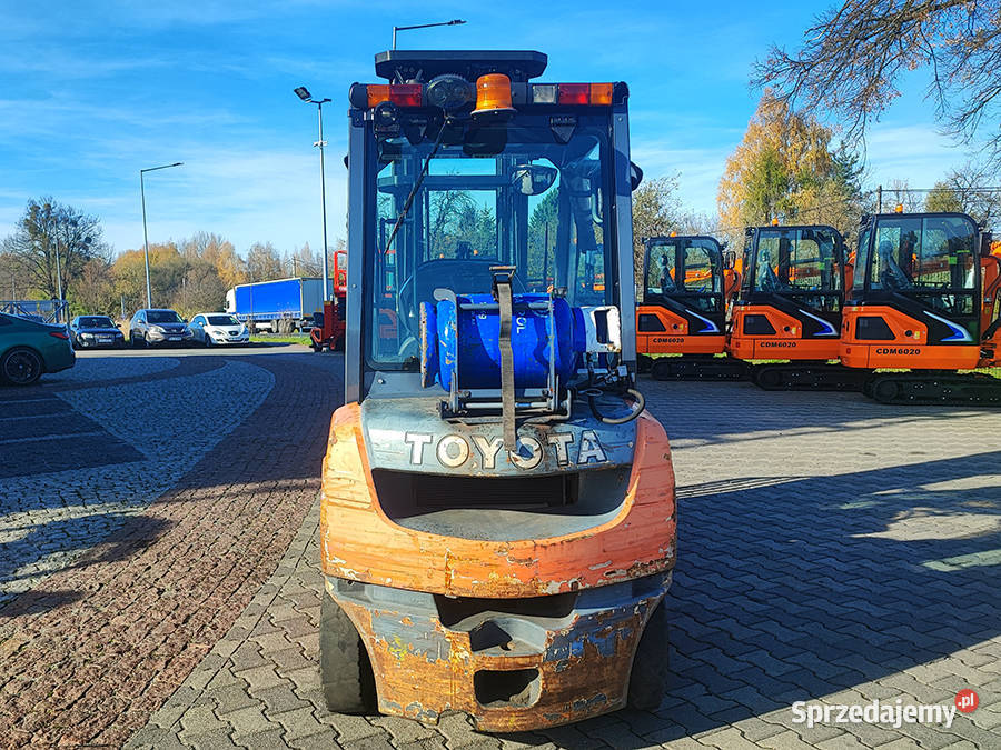 Wózek widłowy Toyota 028FGF25 25 t triplex 6 m Kęty