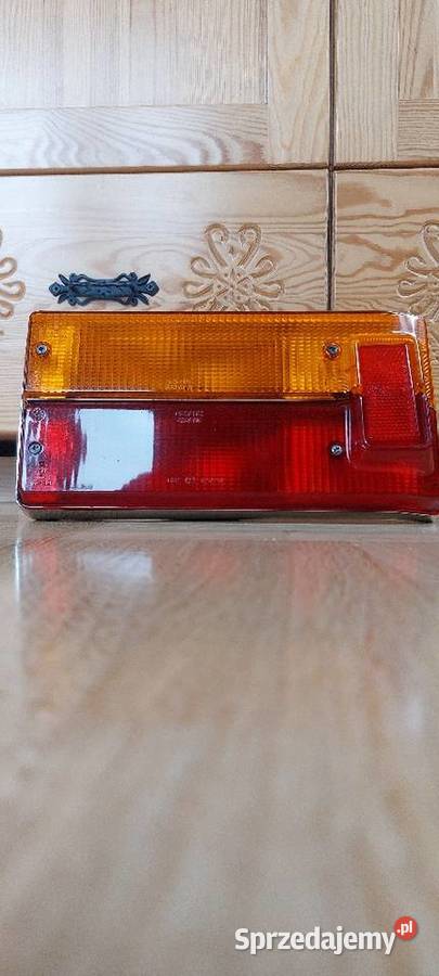 Lampa tyl fiat 125p osobowe Lampy tylne Cholerzyn