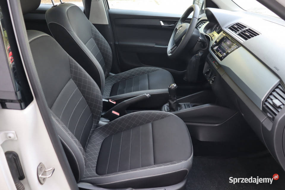 Skoda Fabia 10 TSI ESP Zabrze