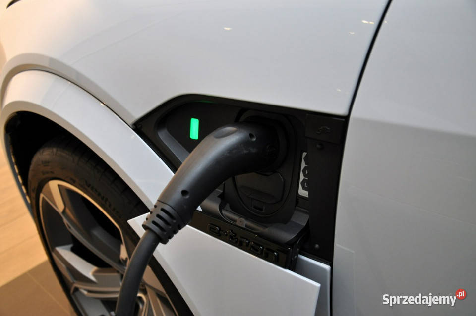 Audi SQ8 etron 503 Quattro BO VirtualPlus Matrix Kielce