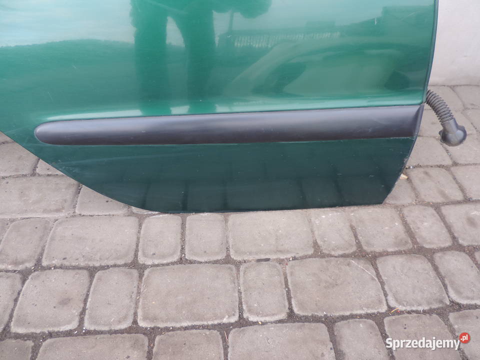 DRZWI PRAWY TYŁ PRZEDNIE PEUGEOT 206 HB Rok produkcji 2001 małopolskie Nowy Sącz