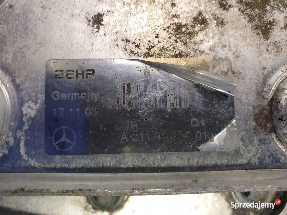 Mercedes Vito W638 22 CDI POKRYWA ROZRZĄDU pompa osobowe Części samochodowe Chełm
