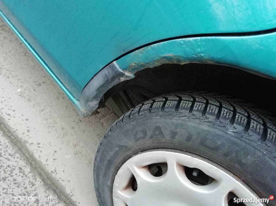 Mazda 323F II 2 500 PLN Brutto Do negocjacji Głogów sprzedam