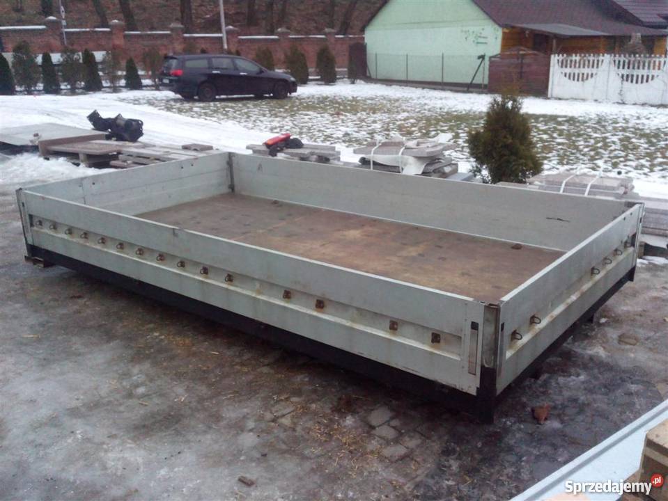 Skrzynia ładunkowa paka prycza zabudowa IVECO Karoseria Ozorków