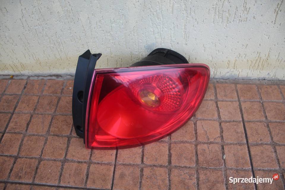 LAMPA PRAWY TYŁ SEAT ALTEA 5P0945112 Motoryzacja wielkopolskie