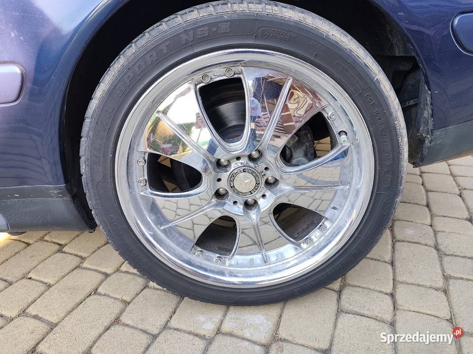 Sprzedam komplet kół 18 5x1143 Majdan Górny