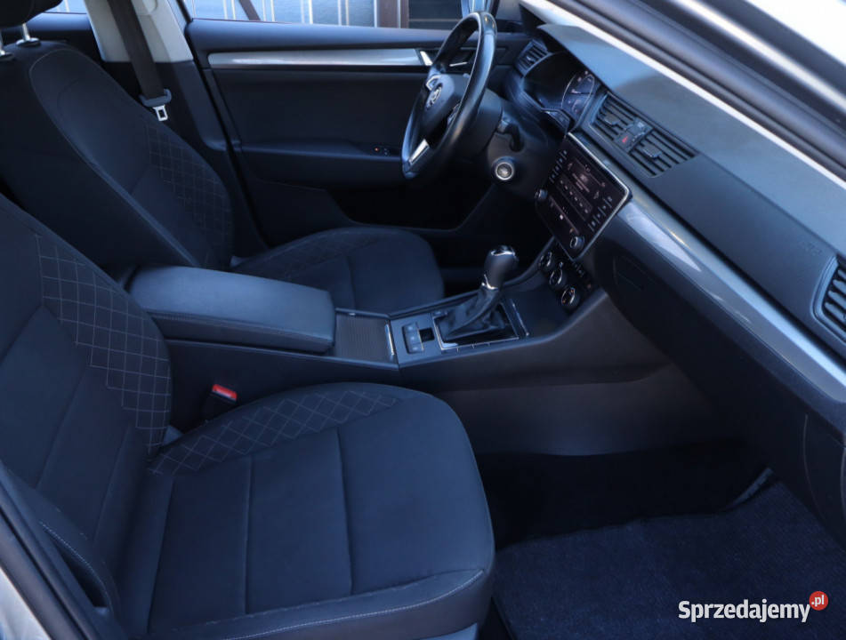 Skoda Superb 15 TSI gniazdo USB Piaseczno