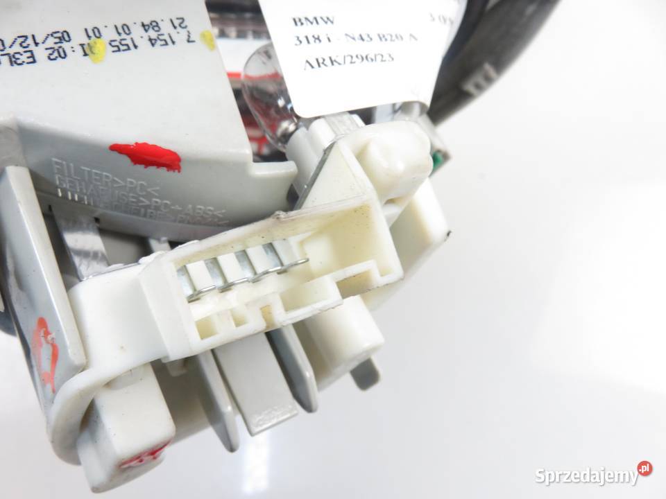 LAMPA LEWA TYLNA KLAPA BMW 3 E90 LIFT 7154155 sprzedam