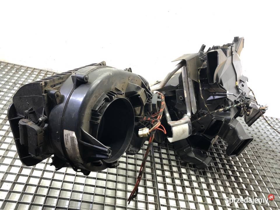 NAGRZEWNICA VW CARFTER 30 35 A9068301160 Bus