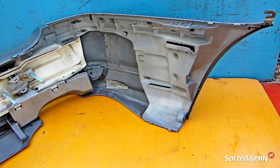 BMW E46 KOMBI 2003 ZDERZAK TYŁ KOMPL STAHLBLAU Rok produkcji 2003 Radom