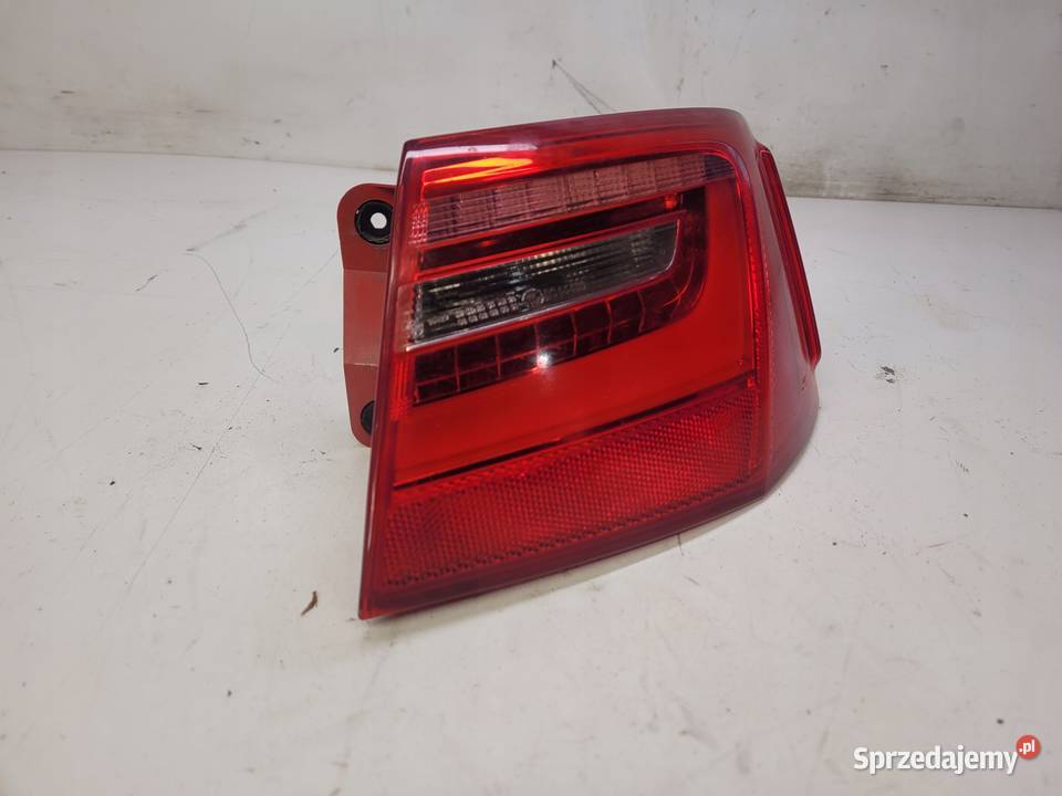 LAMPA PRAWY TYŁ W BŁOTNIK AUDI A6 C7 4G5945096A Przystajń