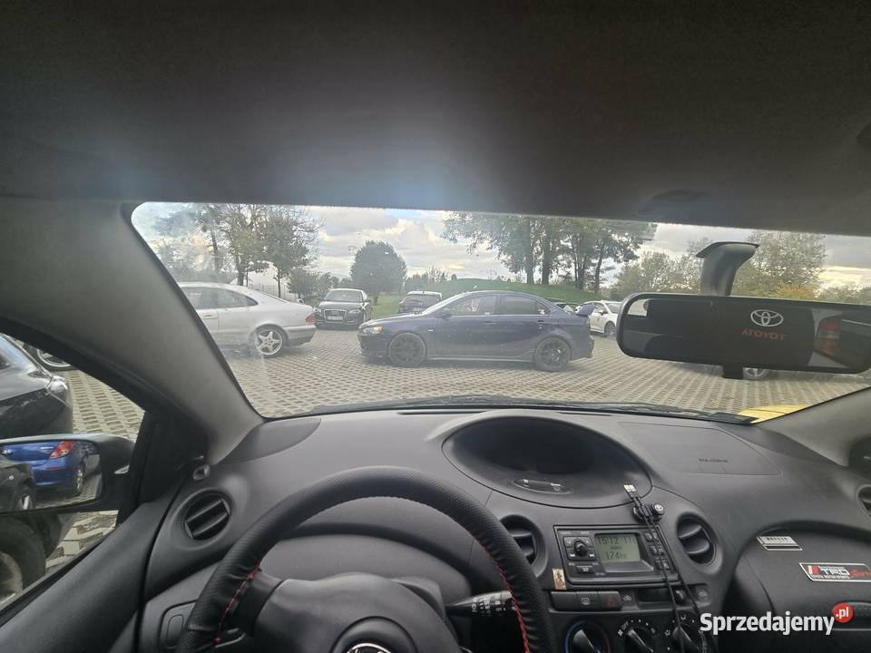 Toyota Yaris 13 2003r Pierwszy właściciel Rok produkcji 2003 sprzedam