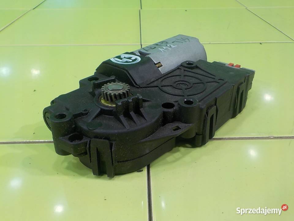 JAGUAR XE 20 D 15r SEDAN 4D silniczek osobowe Suków sprzedam