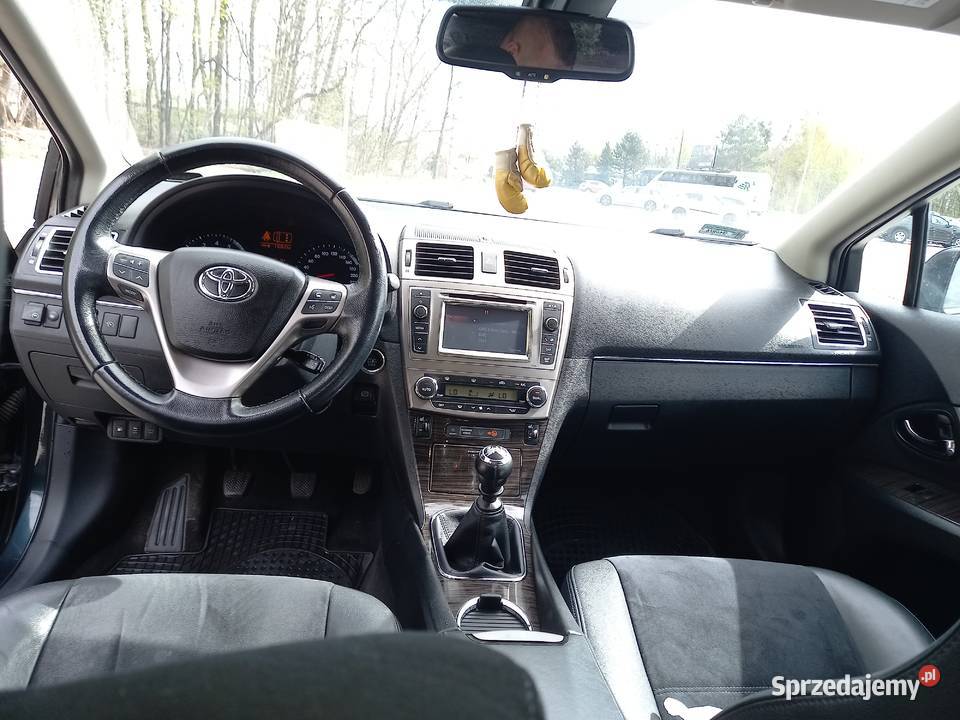 Toyota avensis 18 147 salon polska uszkodzony Avensis Katowice