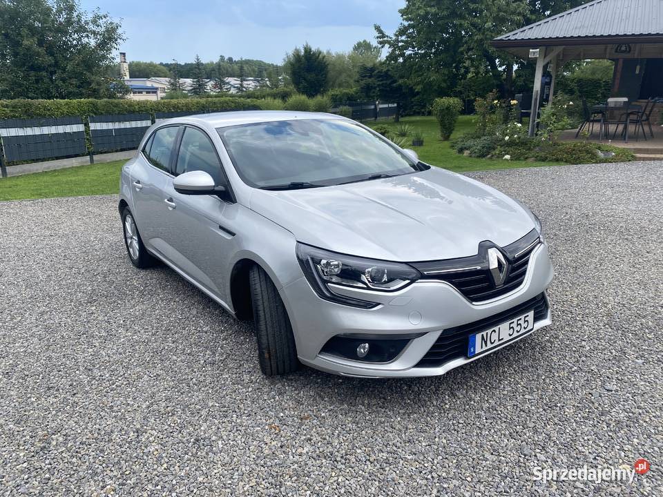 Renault Megane 2016 navi keyless czujniki Rok produkcji 2016