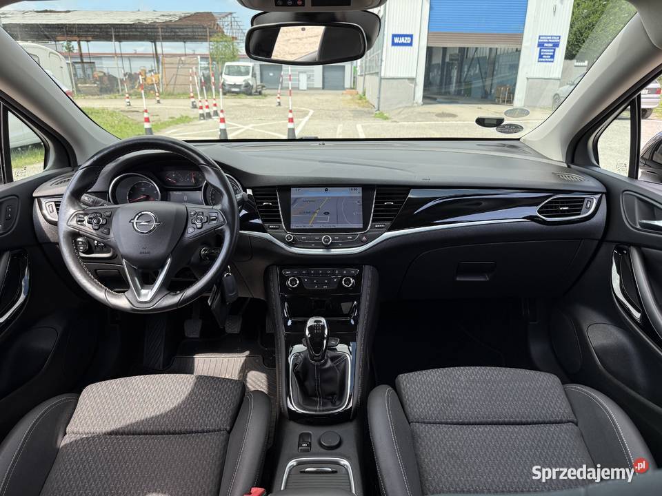 Opel Astra 14 BENZYNA Klimatronik Nawigacja elektryczne szyby Konin sprzedam