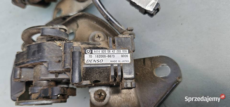 Silniczek szyby tył mercedes vaneo w414 Rok produkcji 1998 Zbąszyń