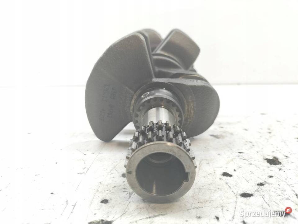 WAŁ KORBOWY 00 900 TCE Renault Clio III 20052014 osobowe