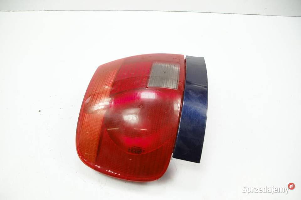 LAMPA LEWA TYŁ AUDI A4 B5 kujawsko-pomorskie Lipno sprzedam