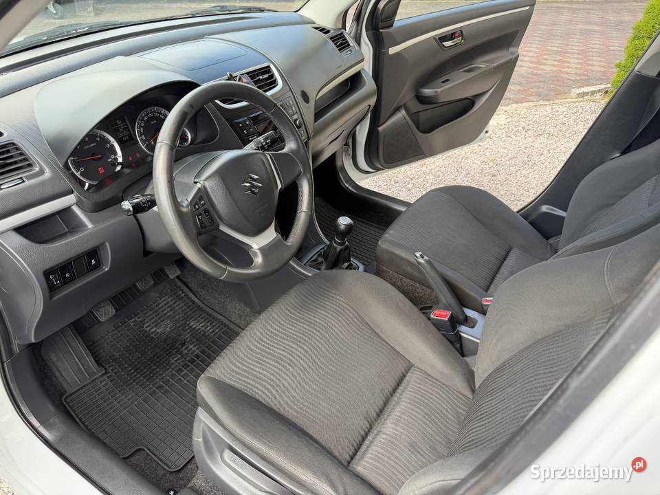 Piękny perłowy Suzuki Swift Disel Płock sprzedam