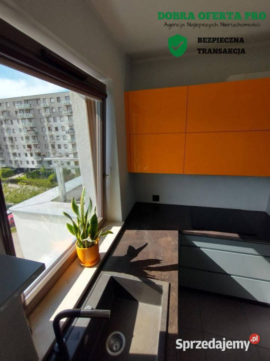 3 pokoje Morena garaż i komórka w Gdańsk