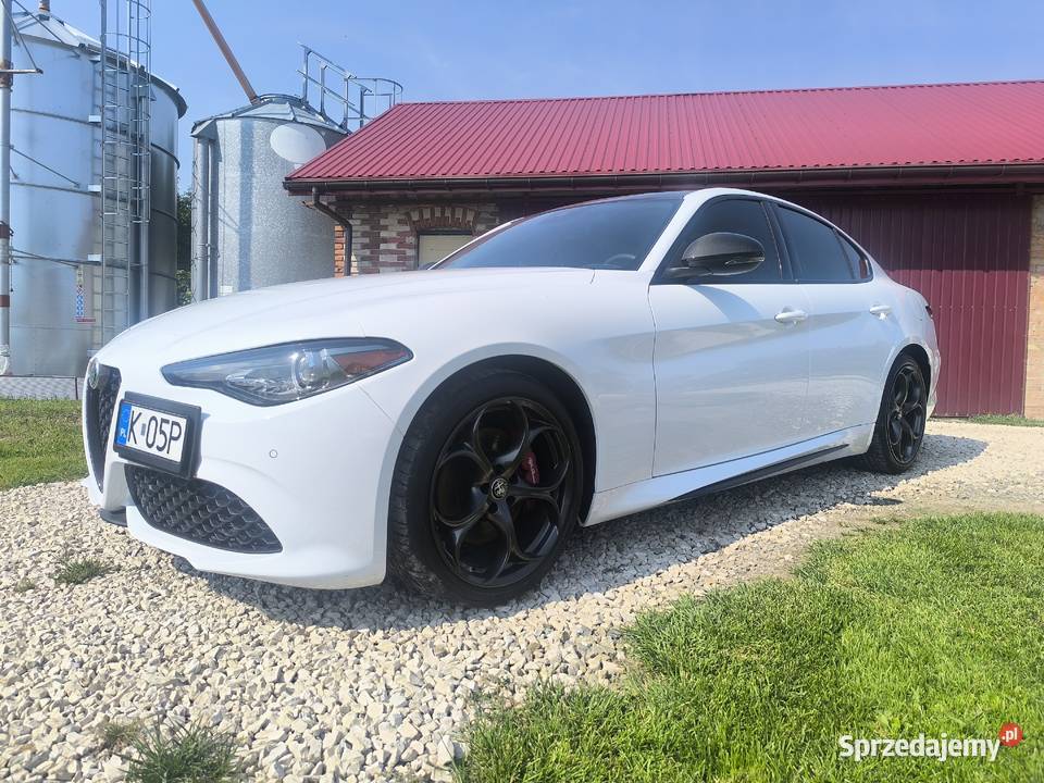 Alfa Romeo Giulia 20 Q4 Ti Sport Carbon Rzadkie biały Kraków