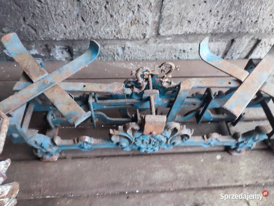 Przedwojenne żeliwne wagi szalkowe Dulcza Wielka