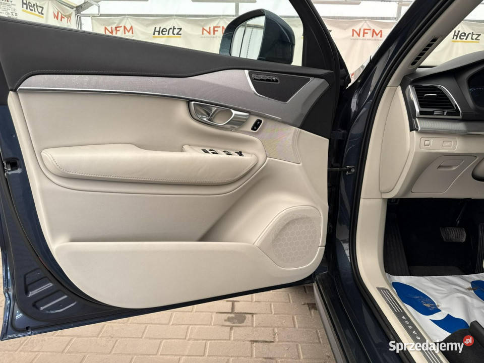 Volvo XC 90 20 B5 Geartronic AWD235 Inscription mazowieckie Warszawa sprzedam