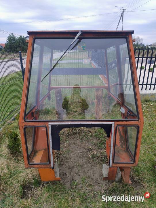 Kabina Ursus C 330 Zameczek-Kolonia