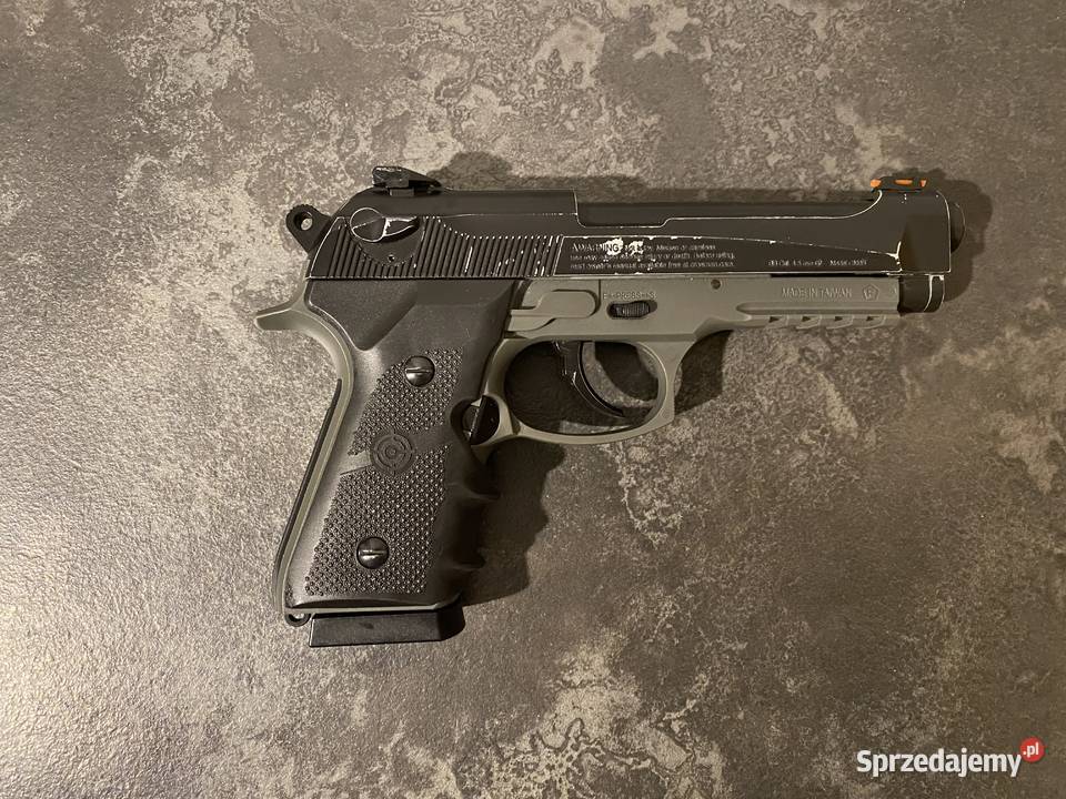 Pistolet wiatrówka Crosman Mako CO2 Blowback