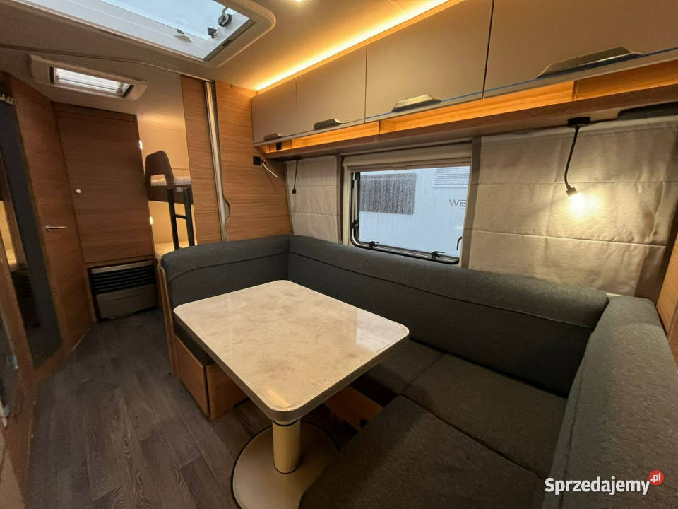 przyczepy kempingowe Knaus Sport 580 QS ręki Gaj