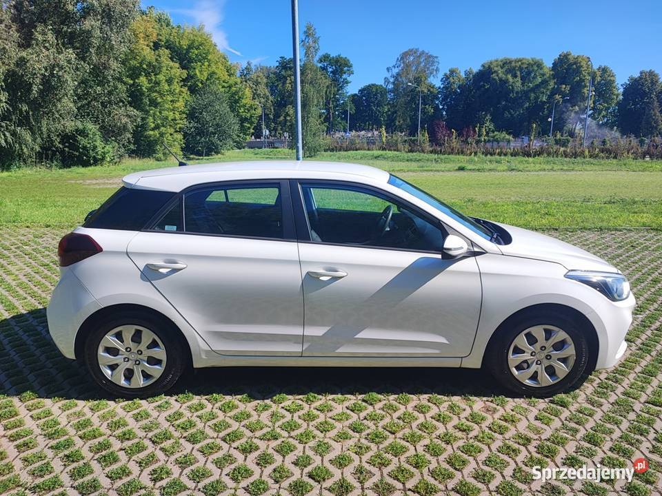 Hyundai I20 2019 12 benzyna polski salon ASO nieuszkodzony i20 Radom