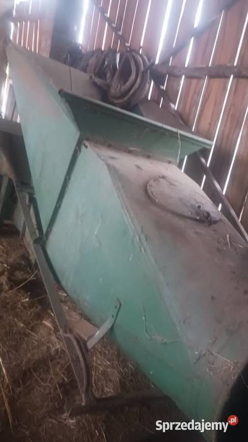 Taśmówka dmuchawa do siana 1 część nieuszkodzony Łomno sprzedam