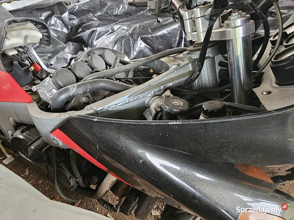 Kawasaki ZZR 1100 czasza szyba kierunkowskaz dolnośląskie Jelenia Góra