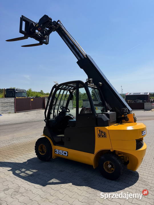 wózek widłowy teleskopowy JCB TLT35D udźwig 3500 Wózki widłowe Działoszyn