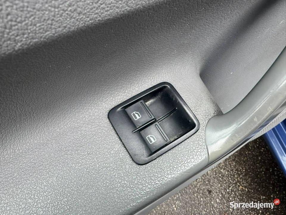 Volkswagen Caddy 4MOTION6 Biegów Klimatyzazcja aluminiowe felgi Cieszyn