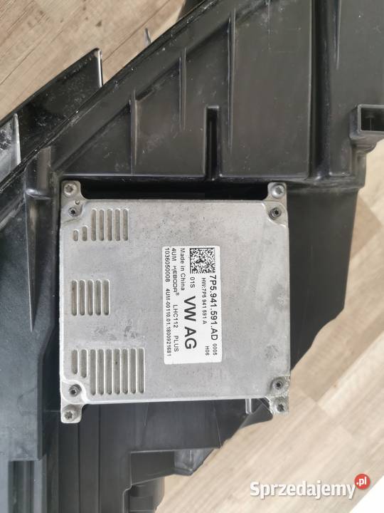 LAMPA PRZÓD PRAWA 5E1941016D OCTAVIA III LIFT 16