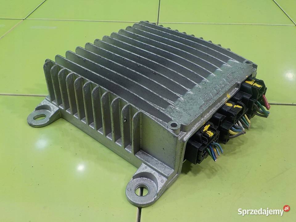 OPEL AMPERA 14 AUT 12r HB 5D wzmacniacz 20760438 osobowe Sprzęt audio fabryczny Suków sprzedam