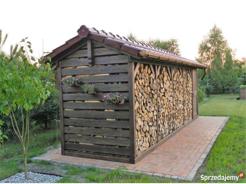 Drewutnia z czterema boksami domek Róża Piła Pierwsza