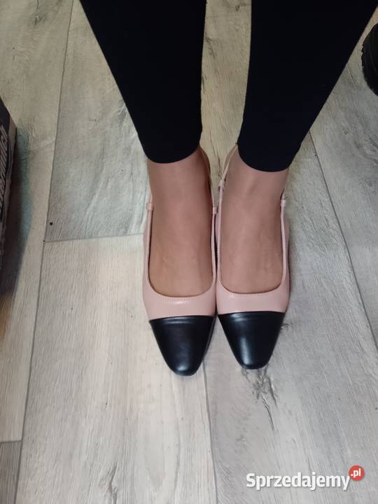 40 Beżowo czarne czółenka wieczorowe z odkrytą Kraków