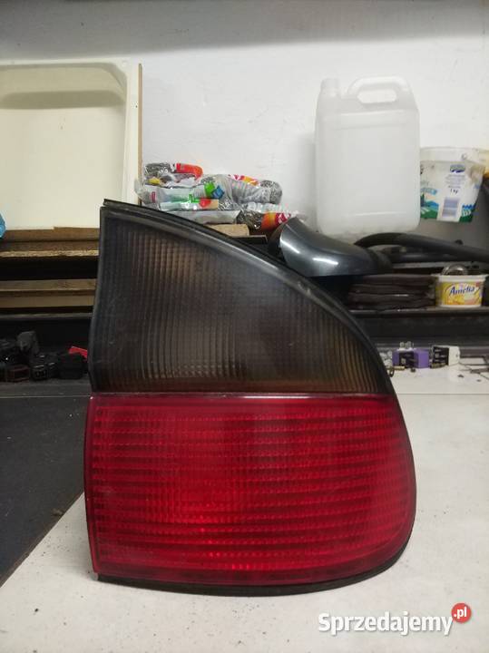 Renault Safrane 1998 r lapa tylna prawa
