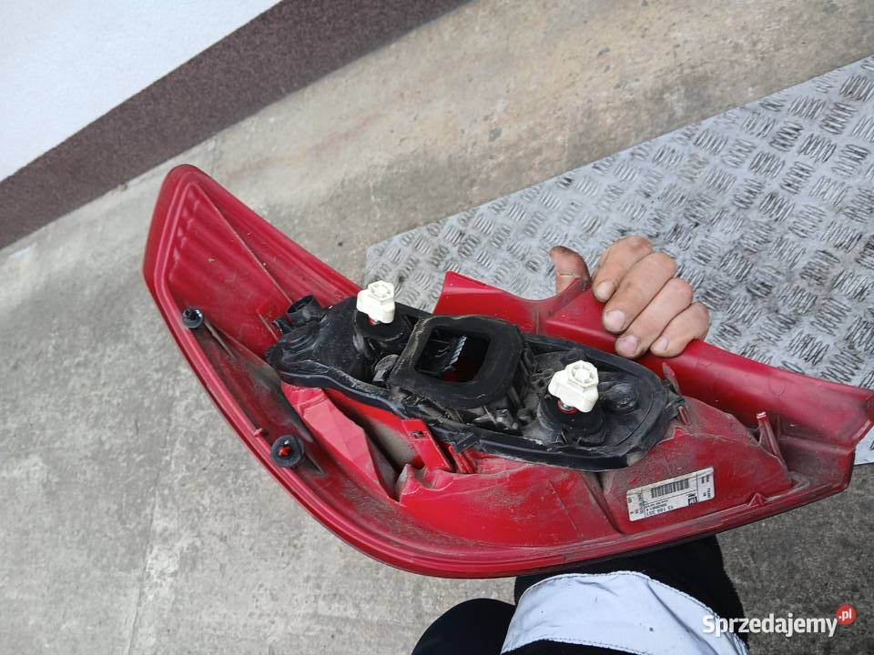 Lampa prawa tylna Opel Corsa D 4 EU 3D 0611r Lampy tylne Radłów sprzedam