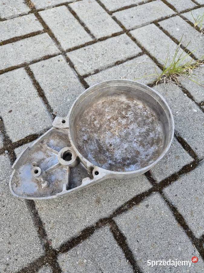 Dekiel silnika lewy WSK 125 pokrywa iskrownika Janów Lubelski