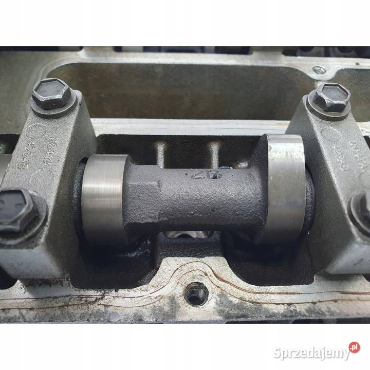 GŁOWICA CYLINDRÓW Ford C Focus MK2 16 16V