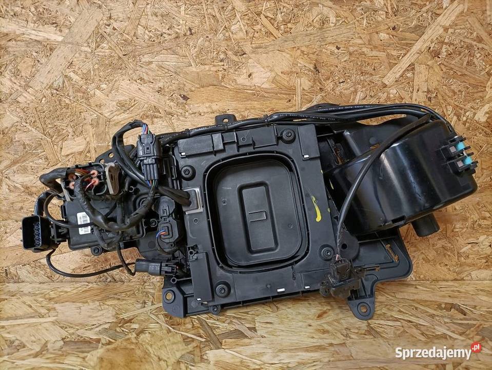 HYUNDAI KONA 18 KLAPKA ZAŚLEPKA GNIAZDO Pleszew