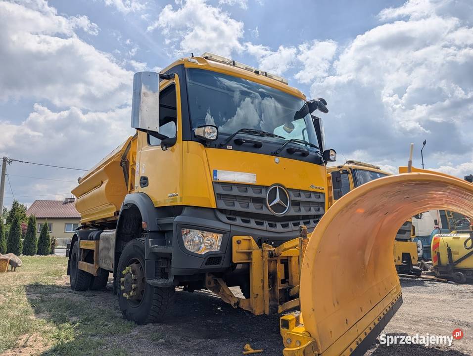 Piaskarka solarka MercedesBenz AROSC 1824 4x4 sprowadzony podkarpackie