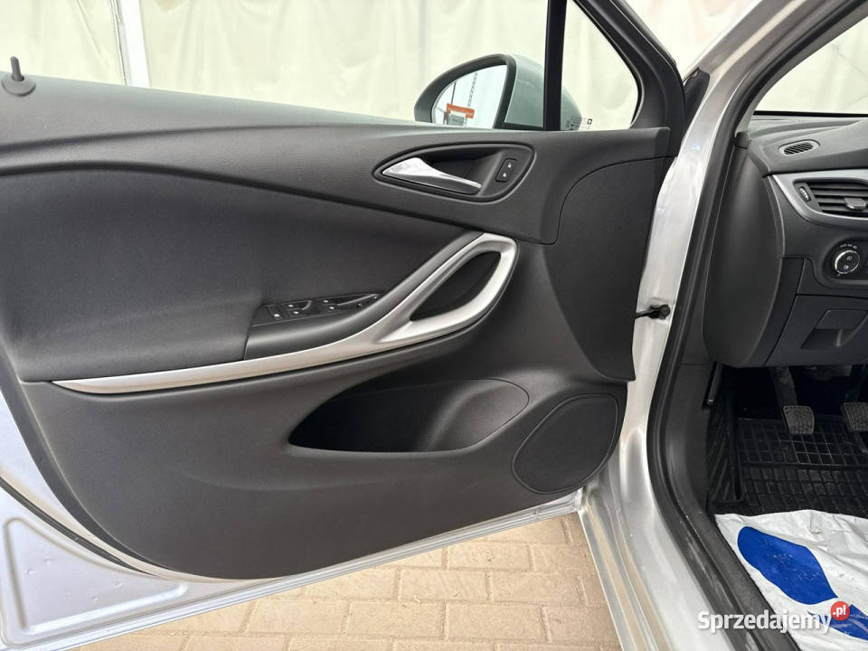 Opel Astra 16 DTH SS136 Enjoy Salon FakturaVat K Opel Warszawa sprzedam