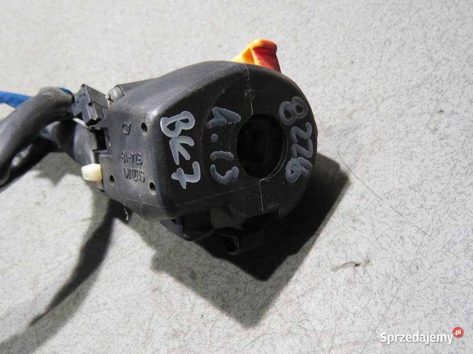 SUZUKI BURGMAN K7 200 125 150 08 PRZEŁĄCZNIK